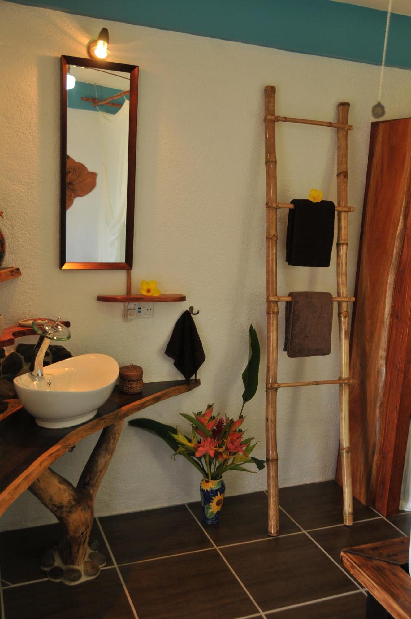 Mango Island Lodges Saint Joseph Eksteriør bilde